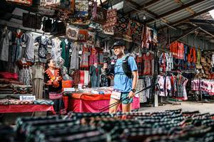 BIB: 
                            <button type="button" onclick="openModal(25581869)" class="btn btn-primary btn-sm float-right btn-popup" data-toggle="modal" data-target=".modal-high-quality">
                        <i class="fas fa-shopping-cart"></i> Add to Cart
                    </button>
                                            <button type="button" onclick="isThisMe(25581869, true)" class="btn btn-success btn-sm float-right btn-popup btn-isme hidden" data-toggle="tooltip" data-placement="bottom" title="นี่คือรูปของคุณใช่ไหม คลิกที่นี่เพื่อเอาเข้าอัลบั้ม">
                        <i class="fas fa-plus"></i> Add to album
                    </button>
                    <button type="button" onclick="isThisMe(25581869, false)" class="btn btn-warning btn-sm float-right btn-popup btn-isnotme hidden">
                        <i class="fas fa-ban"></i> Remove from album
                    </button>